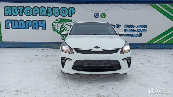 Накладка на торпедо левая Kia Rio 4 84790H0000WK О