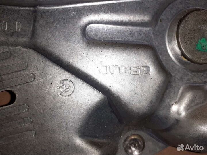 Стеклоподъемник правый BMW E36 купе