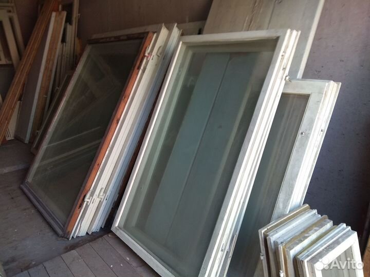 Деревянные оконные рамы и блоки