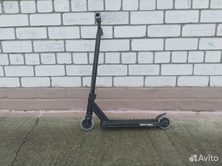Трюковой самокат tech team