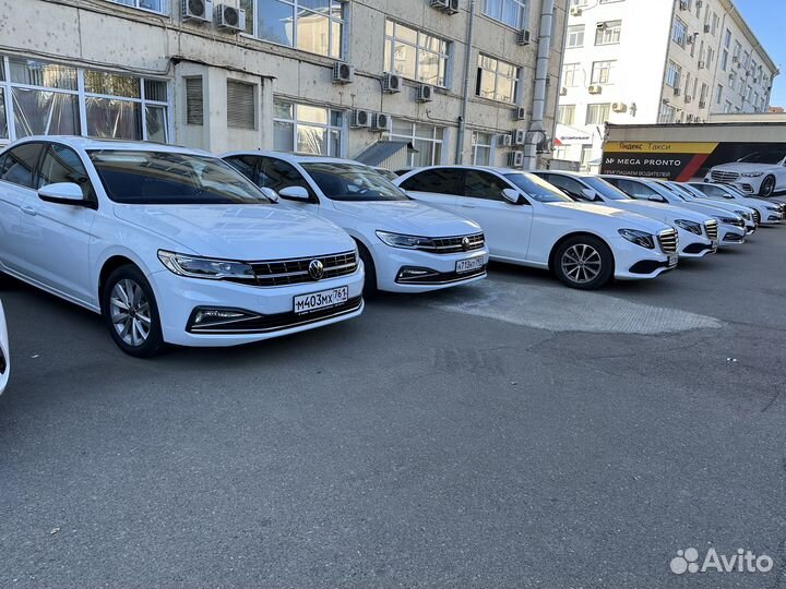 Водитель такси комфорт плюс