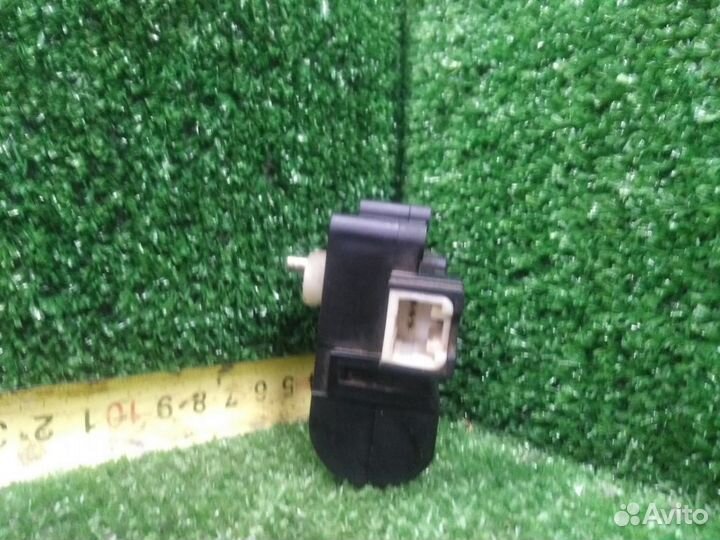 Сервопривод заслонки печки Toyota Corolla CE113 3C