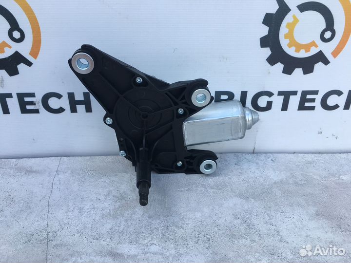 Моторчик заднего стеклоочистителя A2518200042