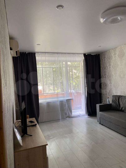 2-к. квартира, 48 м², 3/9 эт.