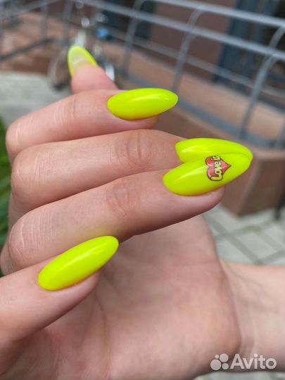 Маникюр на дому