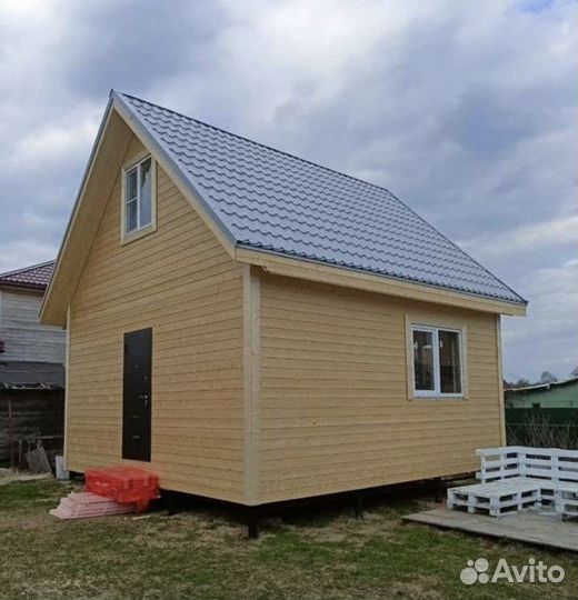 Бригада строителей