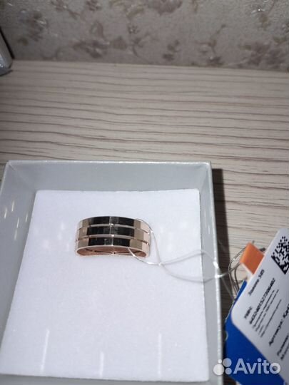 Золотое кольцо женское