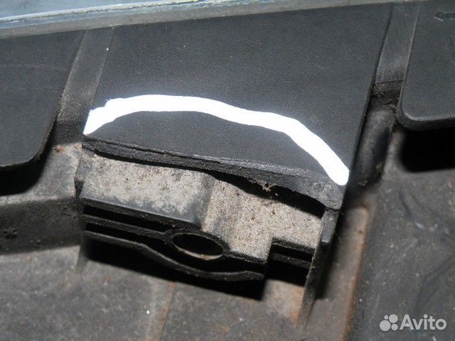 Фара левая Volkswagen Touran I (2003—2006) 8SLA5A