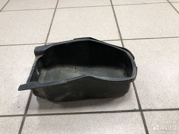 Ниша бардачка Arctic cat thundercat 1000