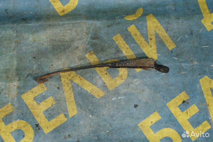 Поводок заднего дворника Nissan Almera n16