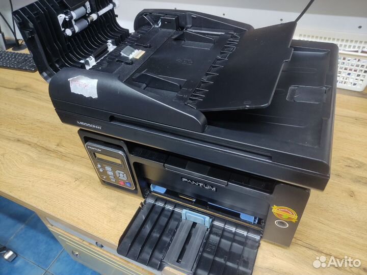 Мфу Pantum M6550NW в разбор