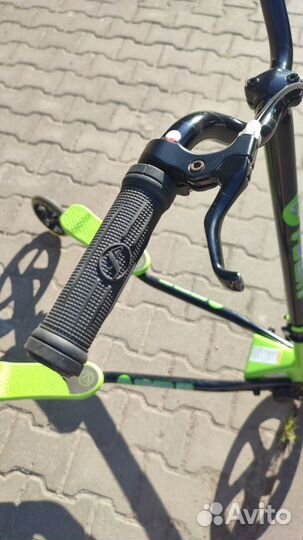 Самокат инерционный Fliker F5 трёхколёсный зелёный