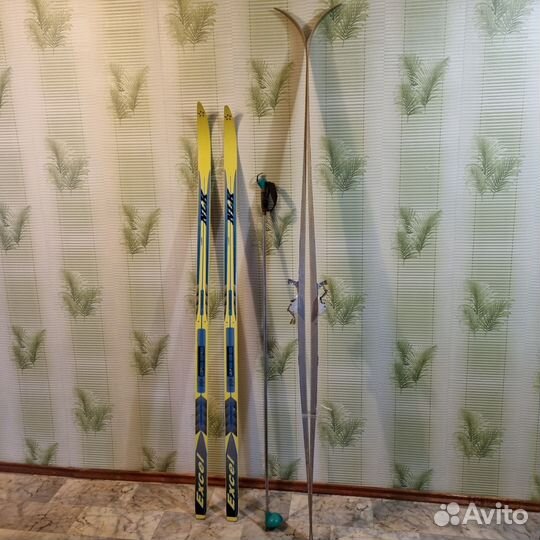 Лыжи, крепления б/у 2 пары