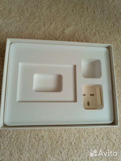 Коробка от iPad