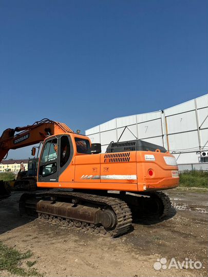 Гусеничный экскаватор DOOSAN DX300LCA, 2011