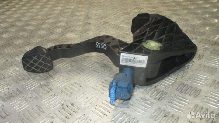 Педаль сцепления VW Volkswagen Polo