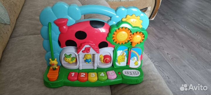 Развивающая игрушка музыкальная