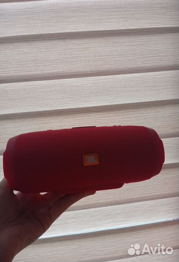 Колонка JBL charge 3