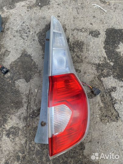 Фонарь задний Datsun Mi-Do