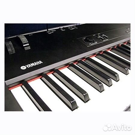 Цифровое пианино Yamaha CP 33 новое
