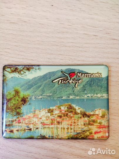 Магниты на холодильник из разных стран