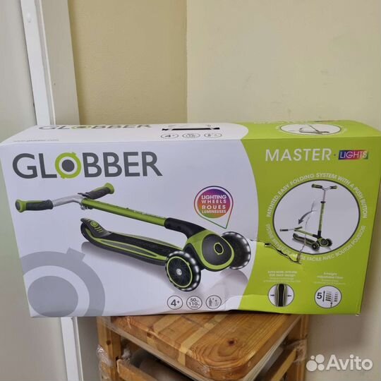 Самокат globber master lights