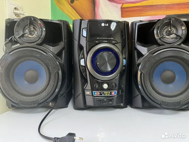Музыкальный центр LG бу
