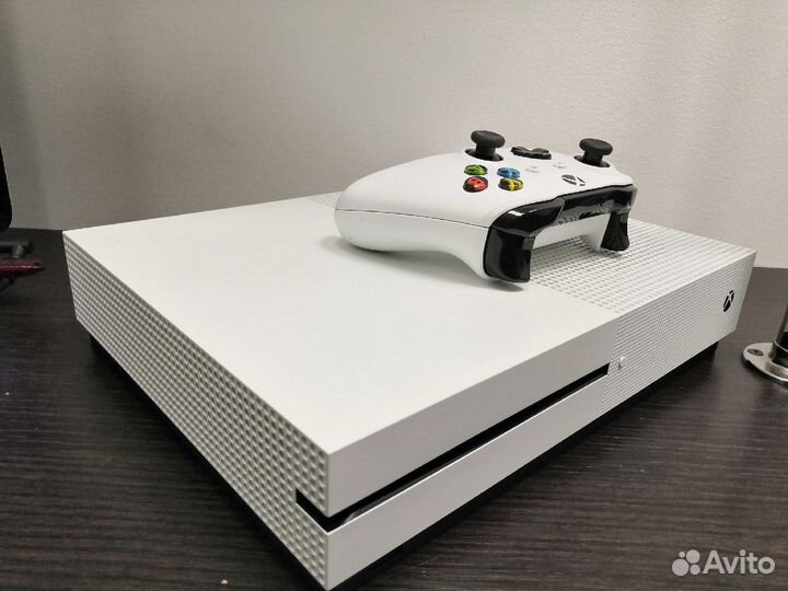Xbox one s 1TB Гарантия