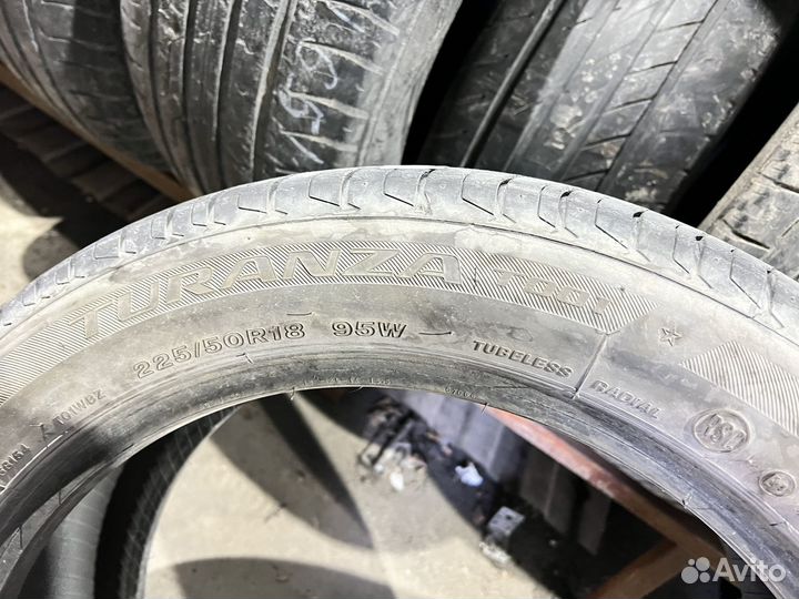 Bridgestone Turanza T001 225/50 R18