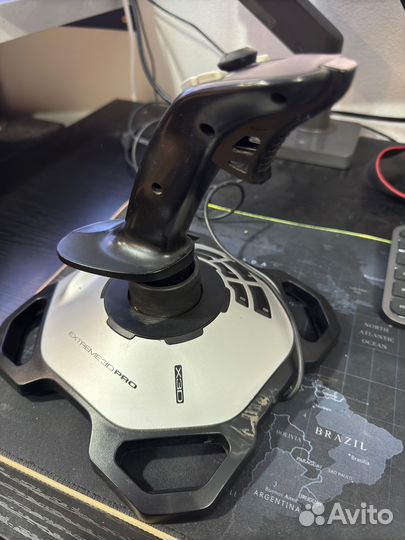 Джойстик Logitech Extreme 3DPro