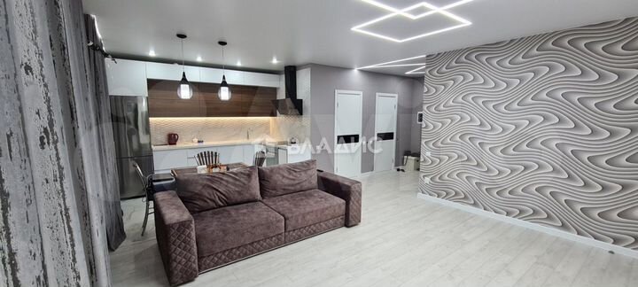 3-к. квартира, 85 м², 6/18 эт.