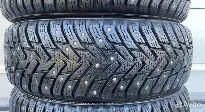 Nokian Tyres Hakkapeliitta 8 185/65 R15 98T