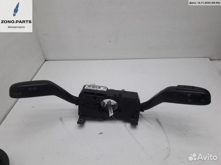 Переключатель подрулевой (стрекоза) 7h0953503bj на Skoda Fabia mk2 (5J)