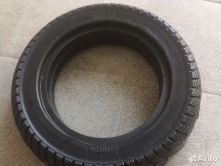 Покрышка для электросамоката 10х2.5 литая