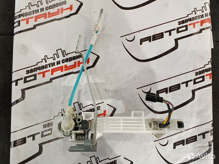 Ручка двери внешняя honda legend KB1 KB2 передняя задняя правая белый, NH717P S3564Z