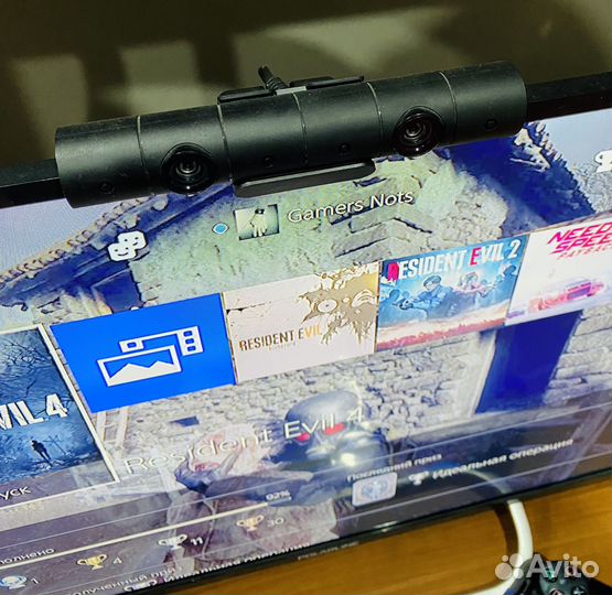 Продам PS4 (PS камера, 2 геймпада)