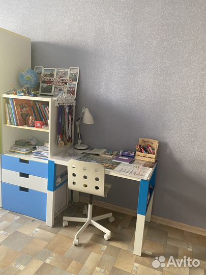 Стол письменный IKEA + книжный шкаф IKEA