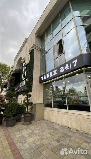 Продавец в табачный магазин