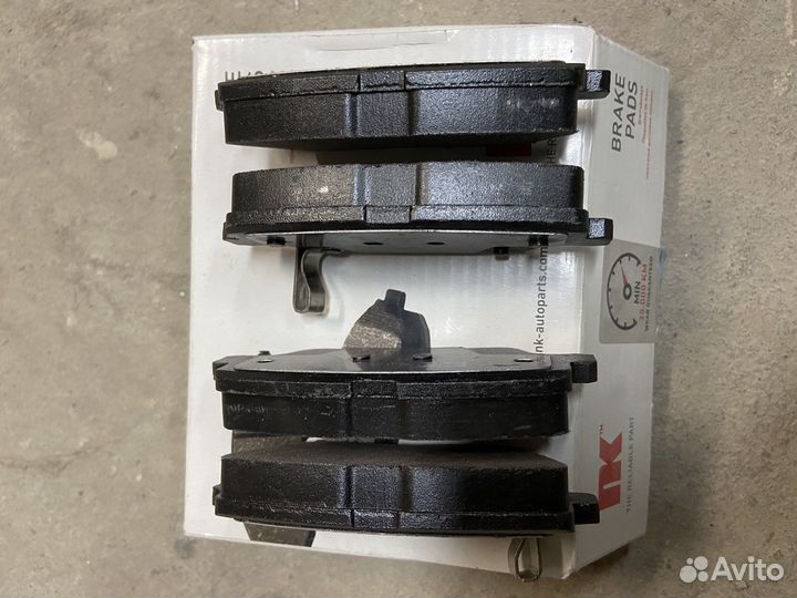 Комплек задних тормозных колодок NK