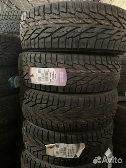 Nokian Tyres Hakkapeliitta R2 SUV 215/70 R16 100R
