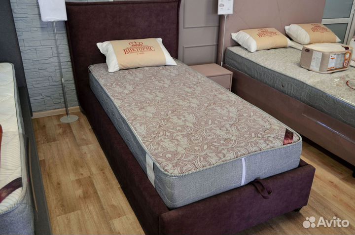 Матрас от фабрики двуспальный