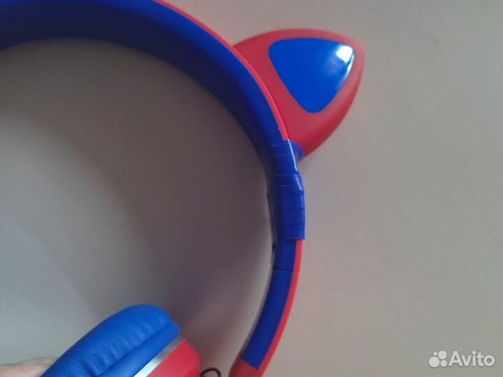 Детские беспроводные наушники LED 031 на запчасти
