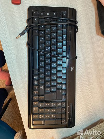 Игровая клавиатура logitech