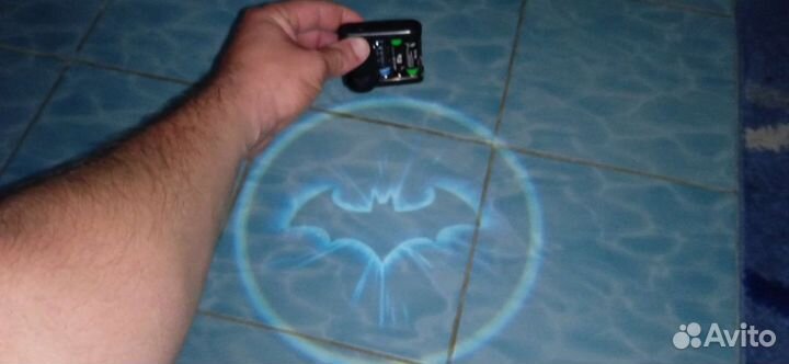 Подсветка дверей с логотипом