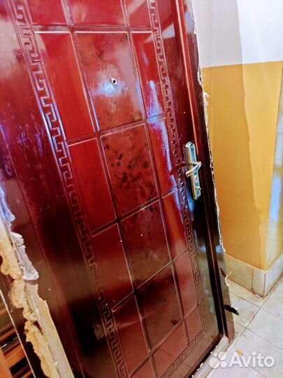 Дверь входная металлическая