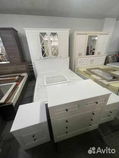 Спальный гарнитур в наличии Александрия