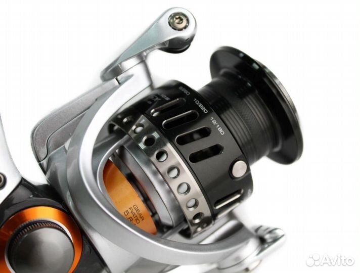 Катушка okuma Helios HSX