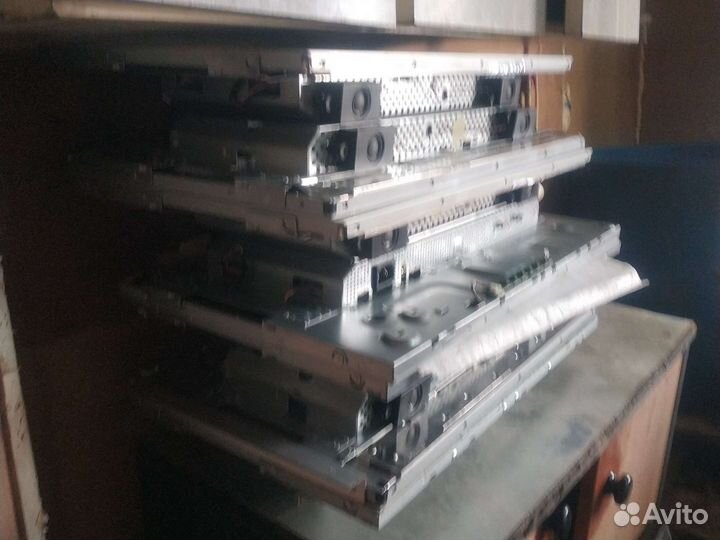 Встраиваемый монитор