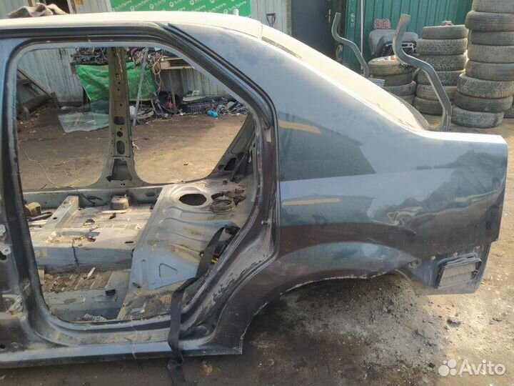 Задняя часть кузова Renault Logan 1