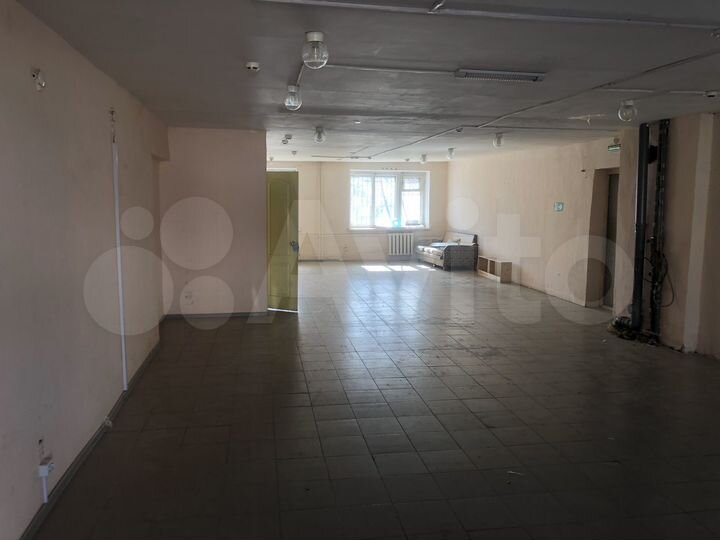 Свободного назначения, 82, 37, 20 м²